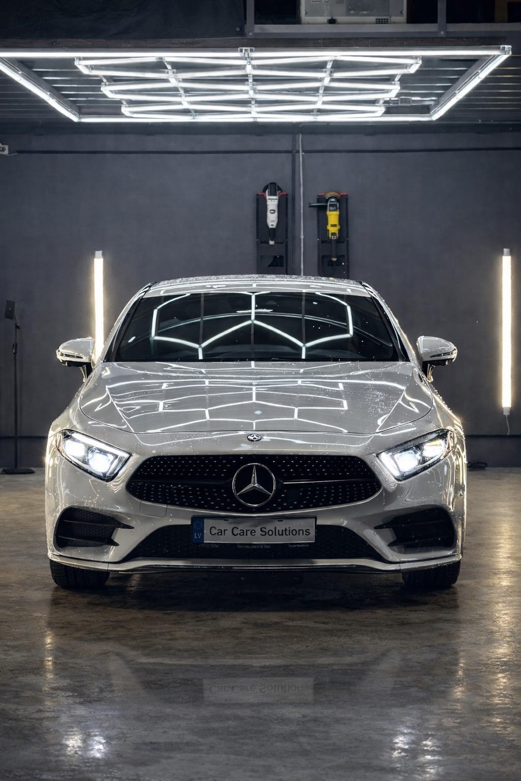 Keramikas aizsargpārklājuma uzklāšana uz auto virsbūves Rīgā